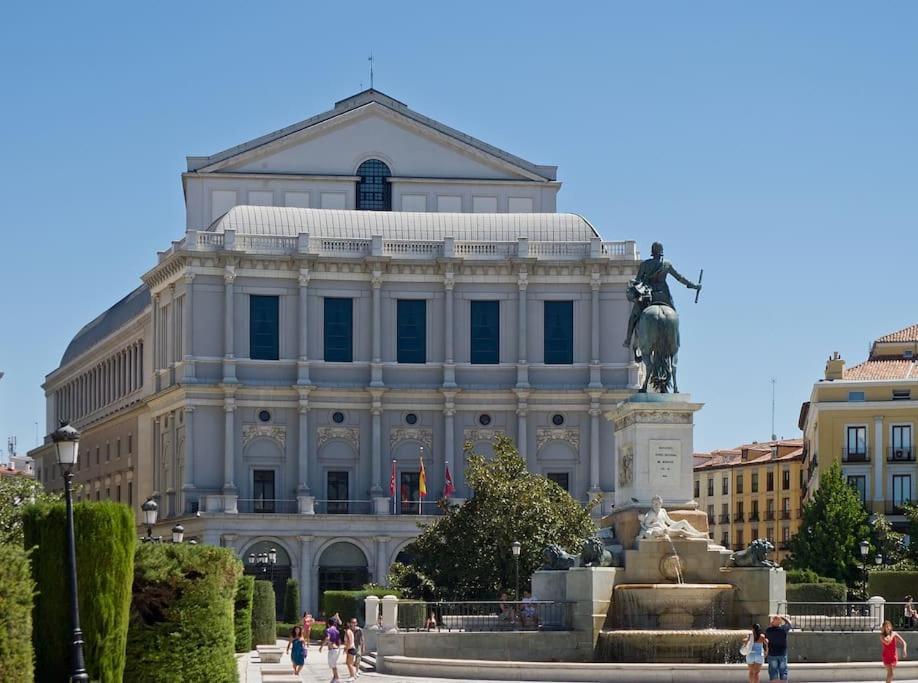 Precioso Apartamento Junto A La Plaza Mayor Madrid Bagian luar foto