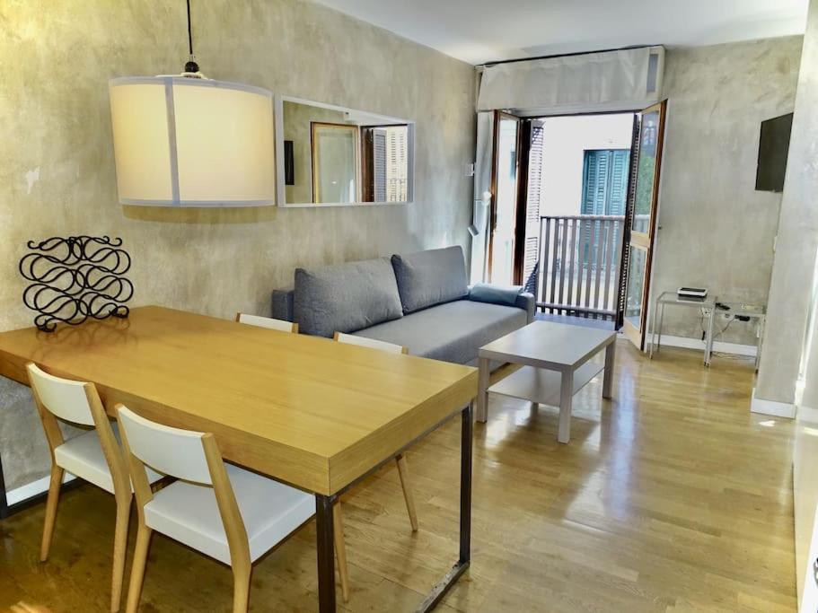 Precioso Apartamento Junto A La Plaza Mayor Madrid Bagian luar foto
