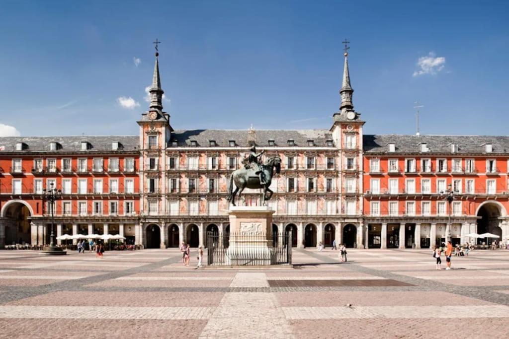 Precioso Apartamento Junto A La Plaza Mayor Madrid Bagian luar foto