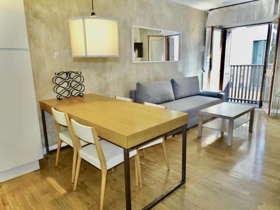 Precioso Apartamento Junto A La Plaza Mayor Madrid Bagian luar foto